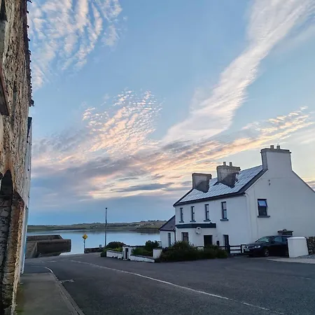 Bellmullet, Waterside Townhouse Affittacamere
